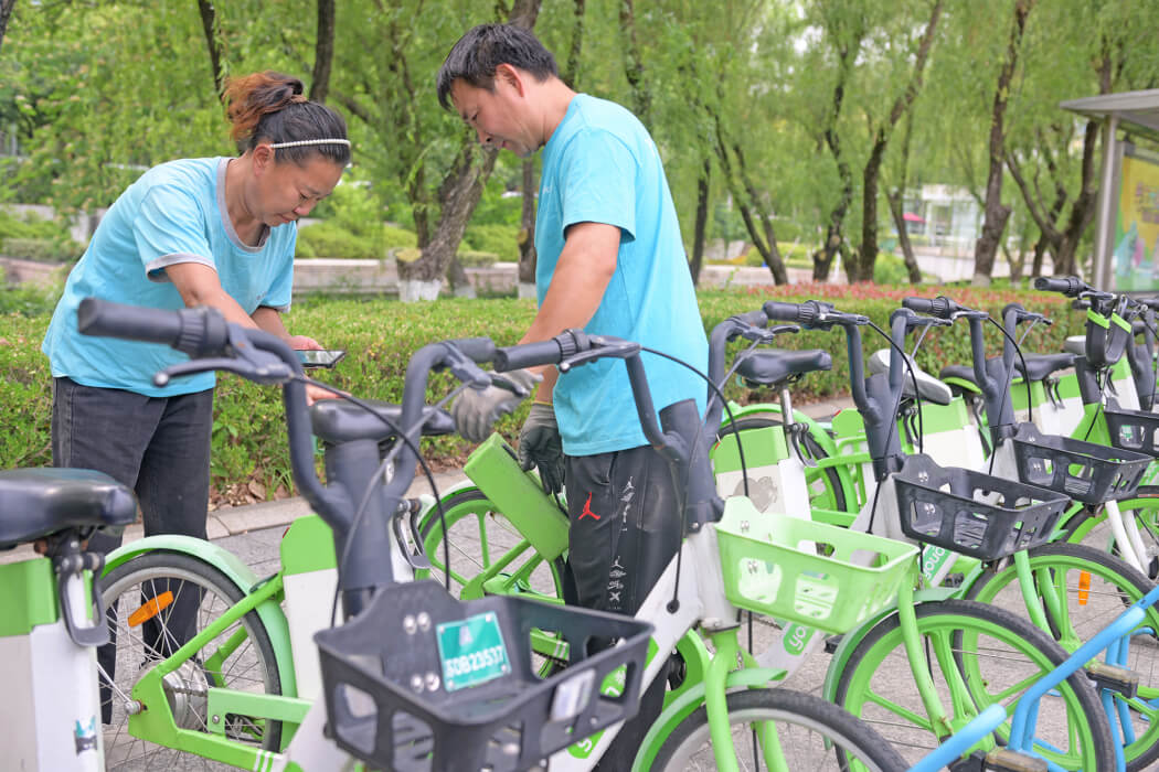 追著星光與晨光，守護(hù)城市通行“最后一公里”